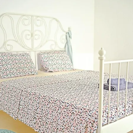 Alhumbra House Apartment *