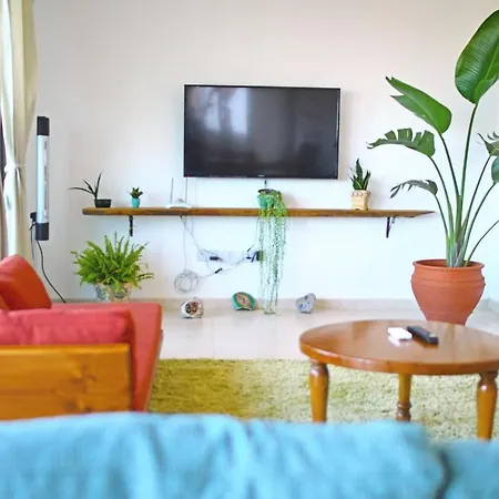 Alhumbra House Апартаменты Никосия