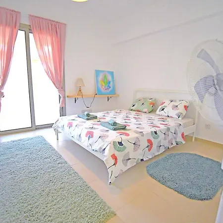 Alhumbra House * Никосия